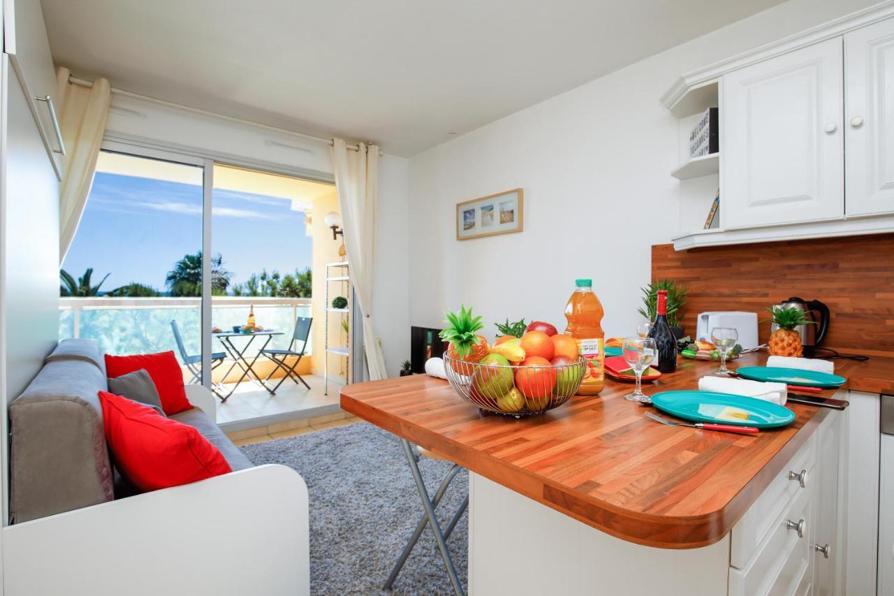 Sea Side Yourhosthelper Канны Экстерьер фото